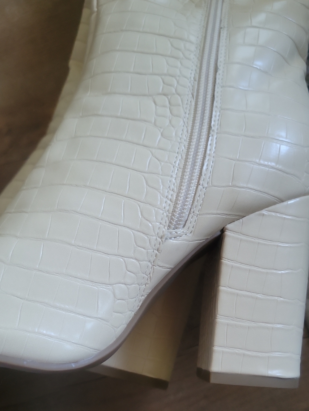 MIA Women's Knee-High Croc-Embossed Cream Boots - Picture 3 of 8